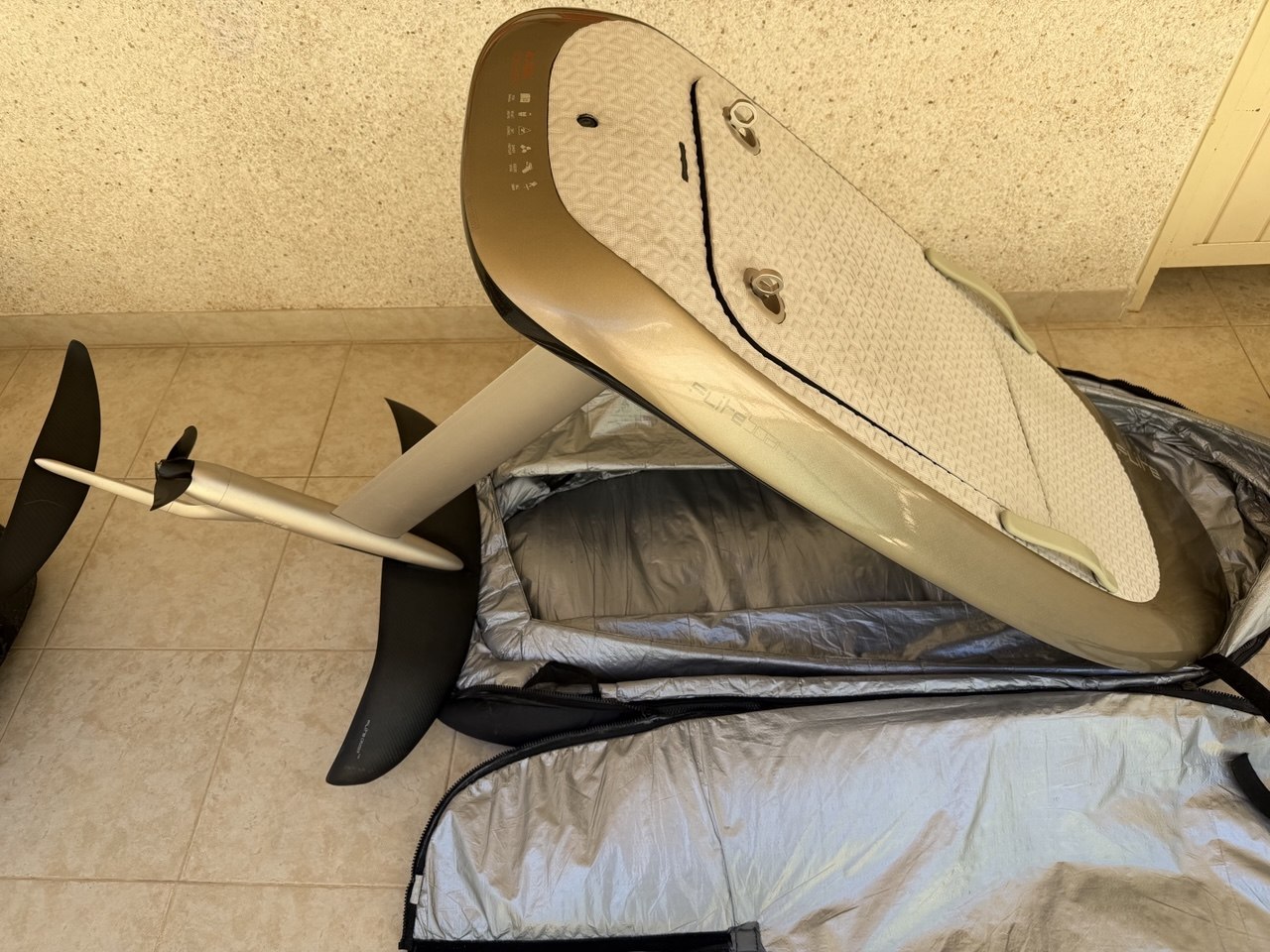 Fliteboard Pro Carbon Gold